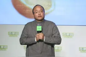亏损7年营收破百亿，全国开店4600家，他被称为“水果疯子”图片