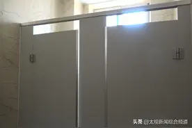 太原：女厕所小偷作怪“钓鱼”偷包落入法网图片