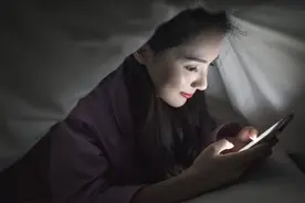 男人说“想你”该怎么回？低情商女人会说我也是，高情商都这样回图片