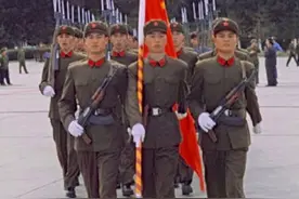 1979年，中国下辖了200多个师，一个师到底有多少兵力？图片