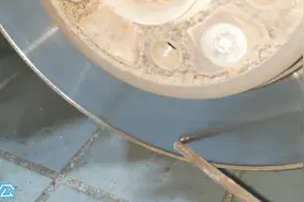 爱车刹车盘边缘凸起，踩刹车很深，感觉刹不住车怎么办？视频封面