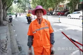 “不是自己的东西肯定不能要”惠州街头再现拾金不昧的一幕图片