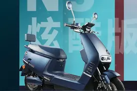 这2款电动车标配双碟刹，劲大跑得远，一次充电能跑95公里图片