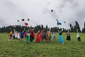 坐着大巴去新疆（北疆六）--乌鲁木齐-奇台，在江布拉克放飞自我图片