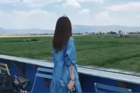 她终于做了早就该做的事图片
