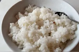 70，80后的记忆，一碗猪油拌饭图片