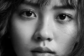 韩国美女明星金所炫图片