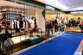 马克华菲在济南品牌店疑似跑路，多人充值数千元无法退费图片