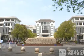 学霸们的人生：江苏14名高中生已保送清华北大图片
