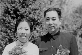 周恩来、邓颖超：我们在一起，就是爱情最好的模样图片