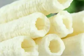 那个帐篷支起的校园小店，那些令人怀念的零食图片