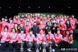 国乒迎来集体告别：含泪送走12位大将，3大世界冠军+功勋教练离队图片
