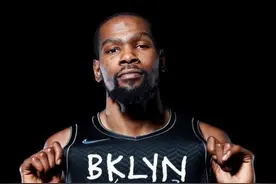 NBA：阿杜用888场比赛，拿到了24000分，当年勒布朗用了几场？图片