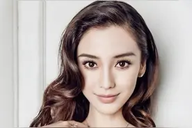 Angelababy早年素颜照曝光，干瘦黝黑像排骨，化妆师也下得去手图片