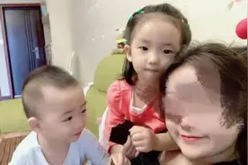 “前夫把两个孩子扔下15楼”等待判决的这一年：她梦见孩子，却够不到他们图片