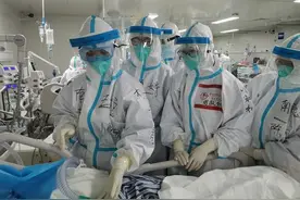 【前线医护日志4.2】患者说：我认得你的眼睛，虽然你穿着防护服图片