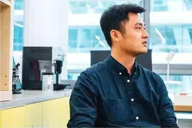 孔子黑料被扒？小伙用漫画“调侃”历史捞金千万，网友：脑洞真大图片
