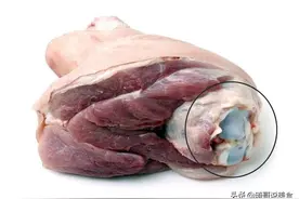 买猪肘子，要分清“前肘”和“后肘”，差别很大，挑错难吃浪费钱图片