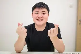 宁王邀请UZI复出来IG，还给管理层发微信，结果UZI却想当TS替补？图片