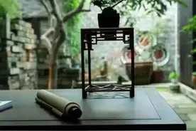 散文：人到中年，在经历中慢慢学会沉默图片