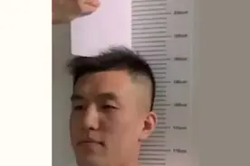 首钢签小外援，郭艾伦身高曝光，李春江秀罚球，丁伟想长留山西图片