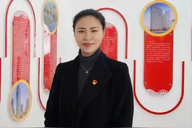 与街道共成长的“博士主任”：创新网格化“裕南模式”，荣获全国“三八红旗手”图片