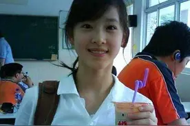 看完“章泽天”的前任家境，才明白她嫁给73年的刘强东，并非偶然图片
