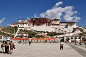 来回藏地第8集：我终于到了布达拉宫，这简直就是人间奇迹图片