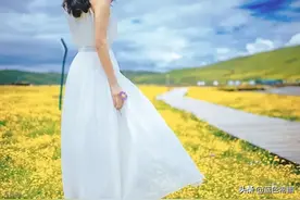 拍出来的照片，模特总闭眼，这种苦恼摄影师怎么解决？图片