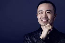 俞凌雄：靠忽悠赚百亿，金蝉脱壳，更改国籍，在柬埔寨被奉为国宾图片