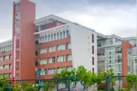 深圳拉开“延迟放学”序幕，家长齐欢呼，下一个会是上海吗？图片