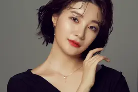 “姐，你搬走吧！我女朋友不想跟你住”我：该走的人是你们图片
