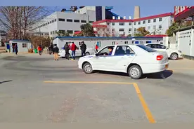 跟驾照间的爱恨情仇：考驾照考到心态崩掉，是一种怎样的体验？图片