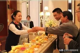 买房需谨慎！售楼部5大卖房骗术！今天一扒到底！教你见招拆招图片