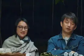 周迅做客蘑菇屋，穿5万外套下地干活，黄磊喊专属昵称暴露关系图片