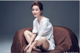 曾经的“小燕子”现如今嫁给“尔康”，家庭幸福儿子出生图片