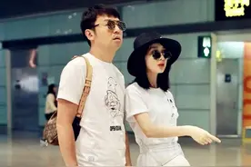 雷佳音夫妇罕见同框 搭配休闲装好低调 这才是平淡爱情的样子图片