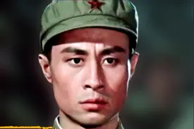 39位老艺术家 颜值巅峰时期老照片 金焰 王丹凤 王心刚 达式常 杨丽坤图片