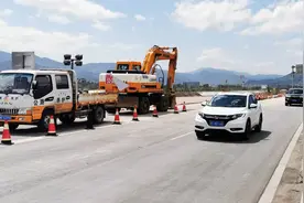 天定高速公路武山收费站水毁路段恢复通行图片
