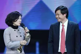 张磊四百亿成格力最大股东，“铁娘子”董明珠服软，他有多厉害？图片