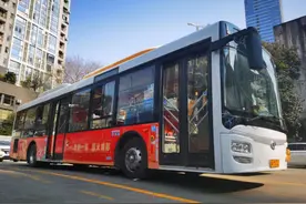 公交换新装，这个春节27路/34路陪您感受成都一环路的烟火气图片