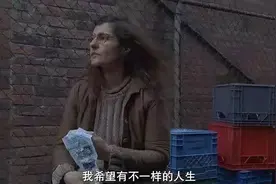 “你的25岁，活得真廉价。”图片