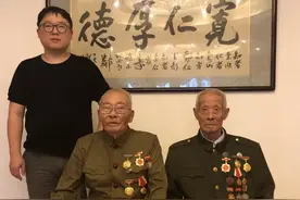 席亚洲：从野炮打飞机的奇迹 到导弹跨海峡的不足为奇图片