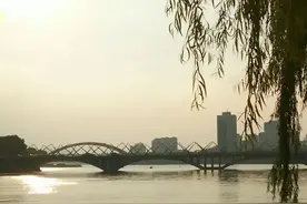 美文欣赏：风雨西关桥图片