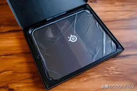 RGB元素，跑马灯必备：赛睿SteelSeries QcK Prism游戏鼠标垫图片