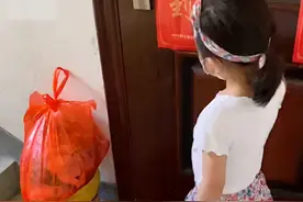 安徽一远嫁女子带女儿去看姥姥，姥姥开门见外孙女反应太真实图片
