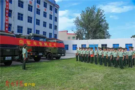 别了！军车，我的好“战友”图片
