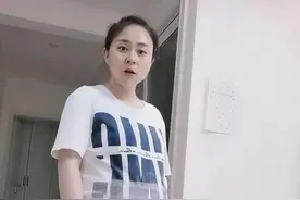 “霸气孕妇”火了，穿老公衣服变身“大老板”，网友：这将军肚好图片