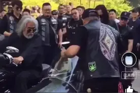 打卡西湖水之堂大爷篇图片