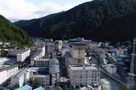 百年华诞颂党恩 再唱山歌给党听图片